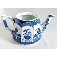 Lange Lijs theepot, gemerkt